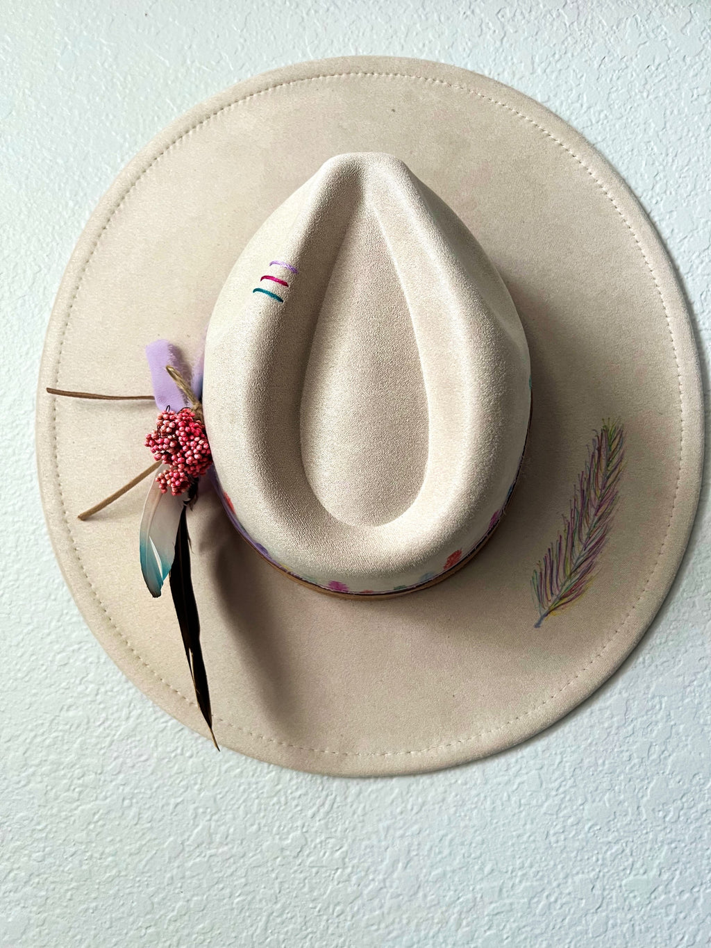 Rainbow Feather Rancher image 3