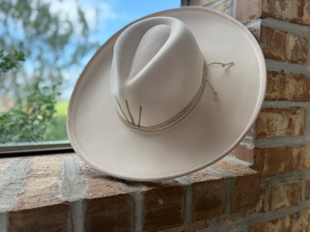 Ivory Pencil Brim Rancher