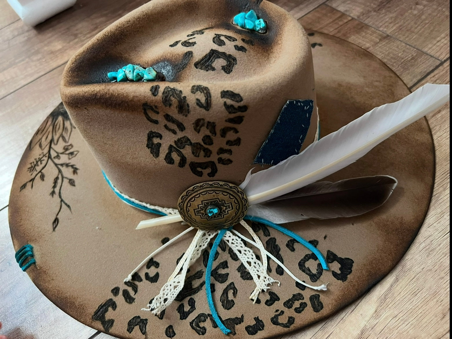 Debbie’s Turqouise Rancher image 5