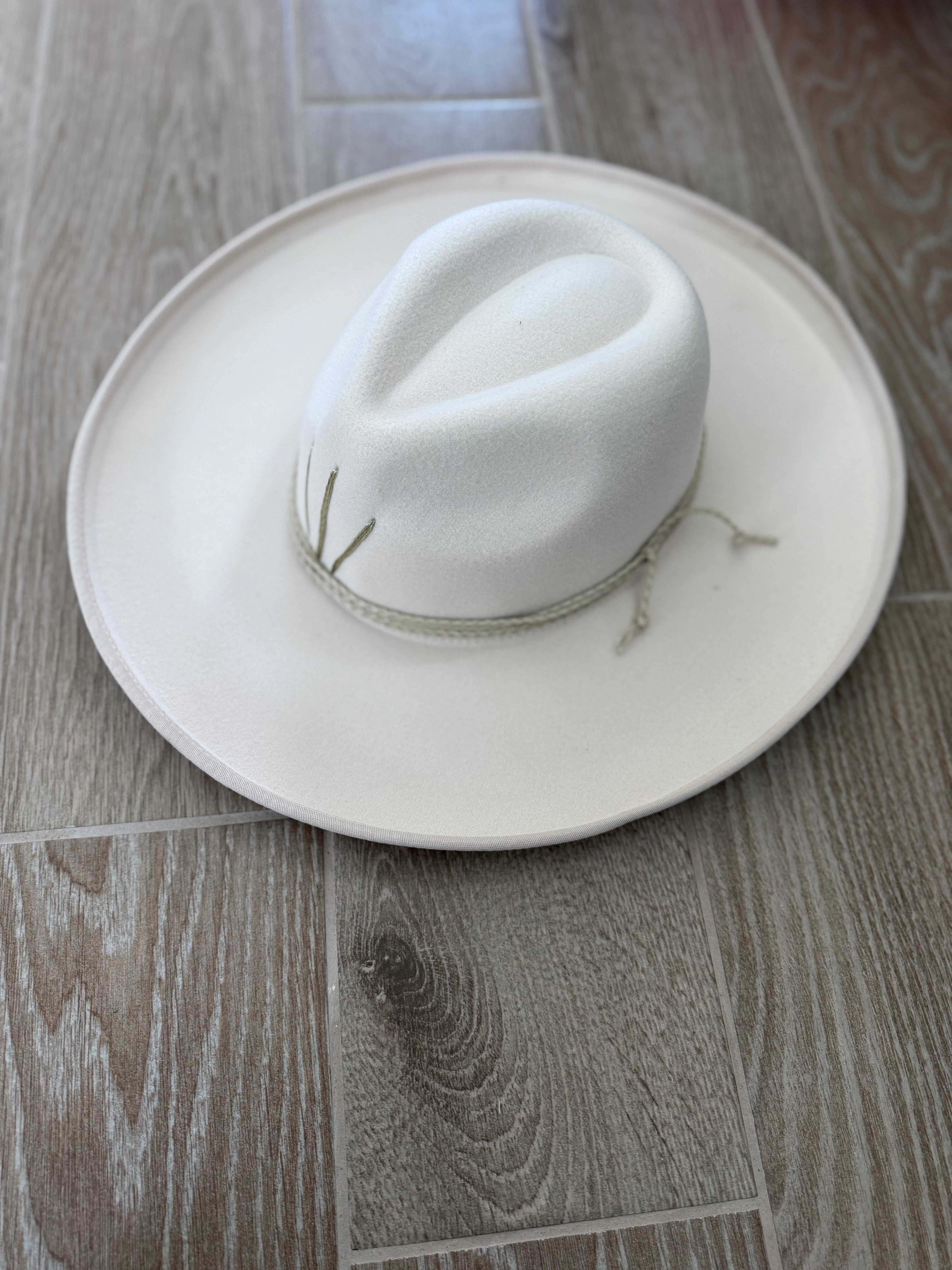 Ivory Pencil Brim Rancher