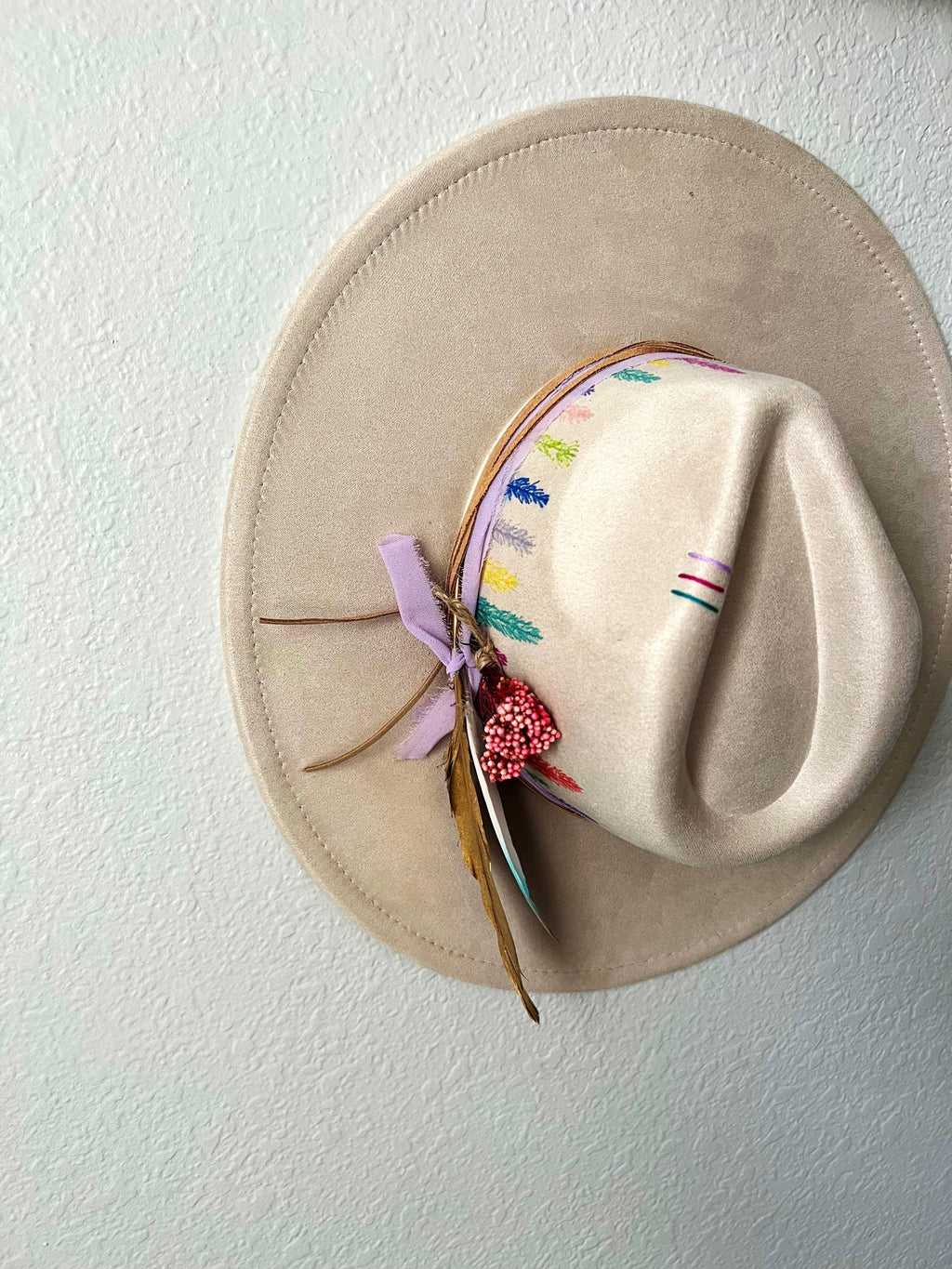 Rainbow Feather Rancher image 5