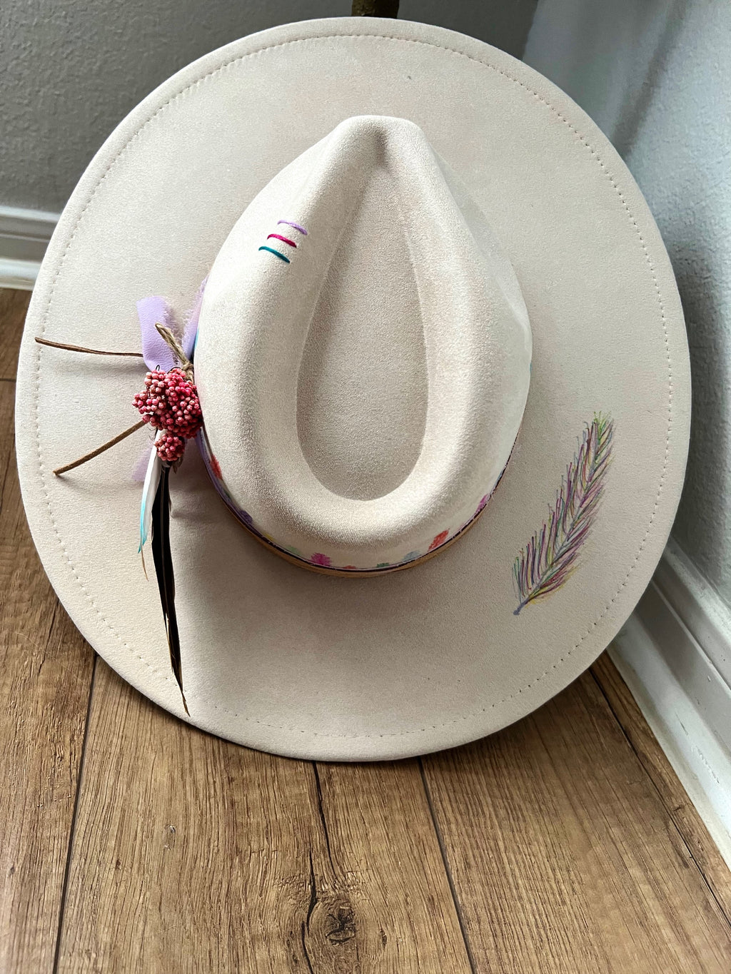 Rainbow Feather Rancher image 4