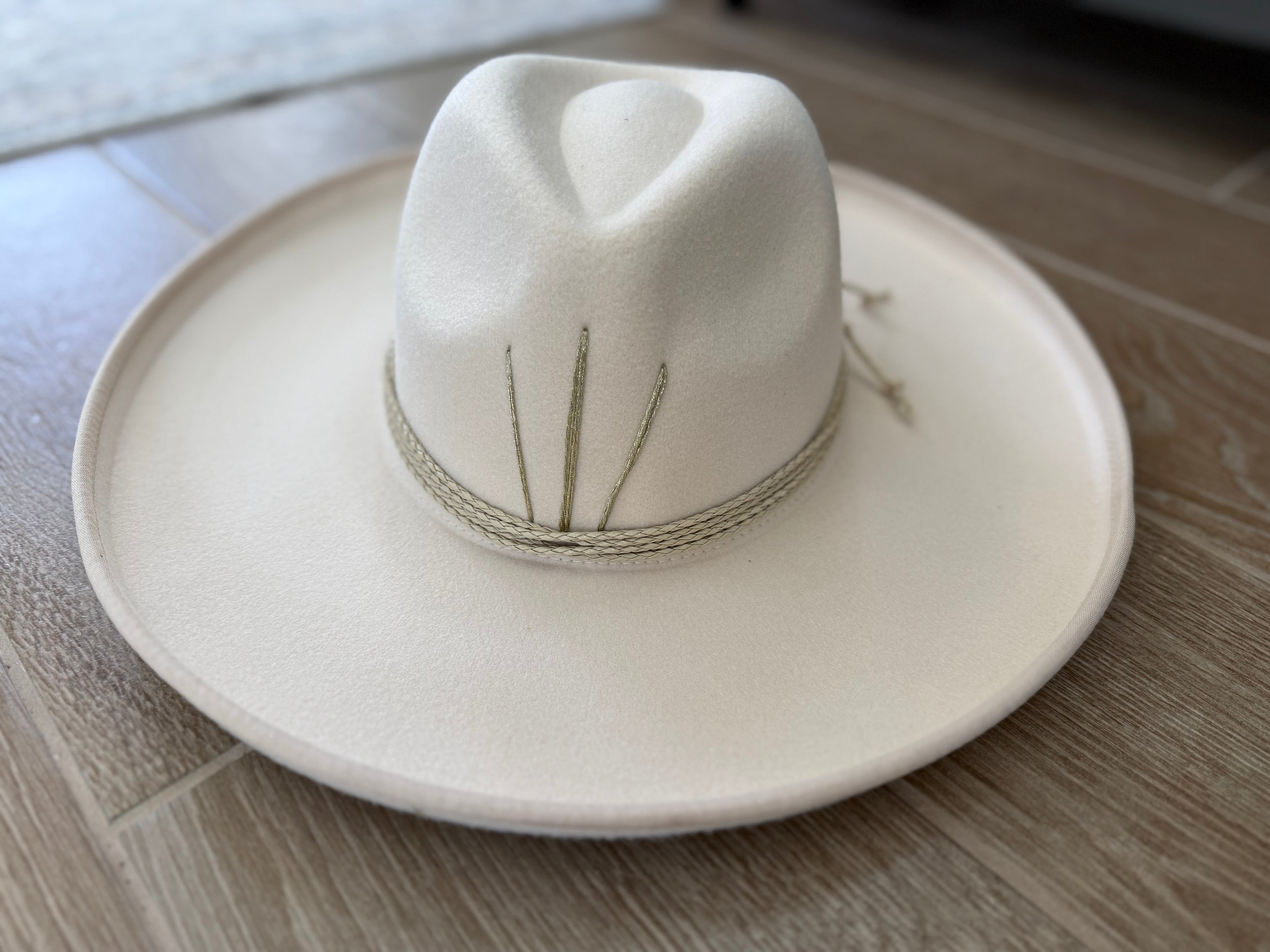 Ivory Pencil Brim Rancher