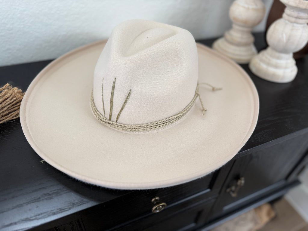 Ivory Pencil Brim Rancher
