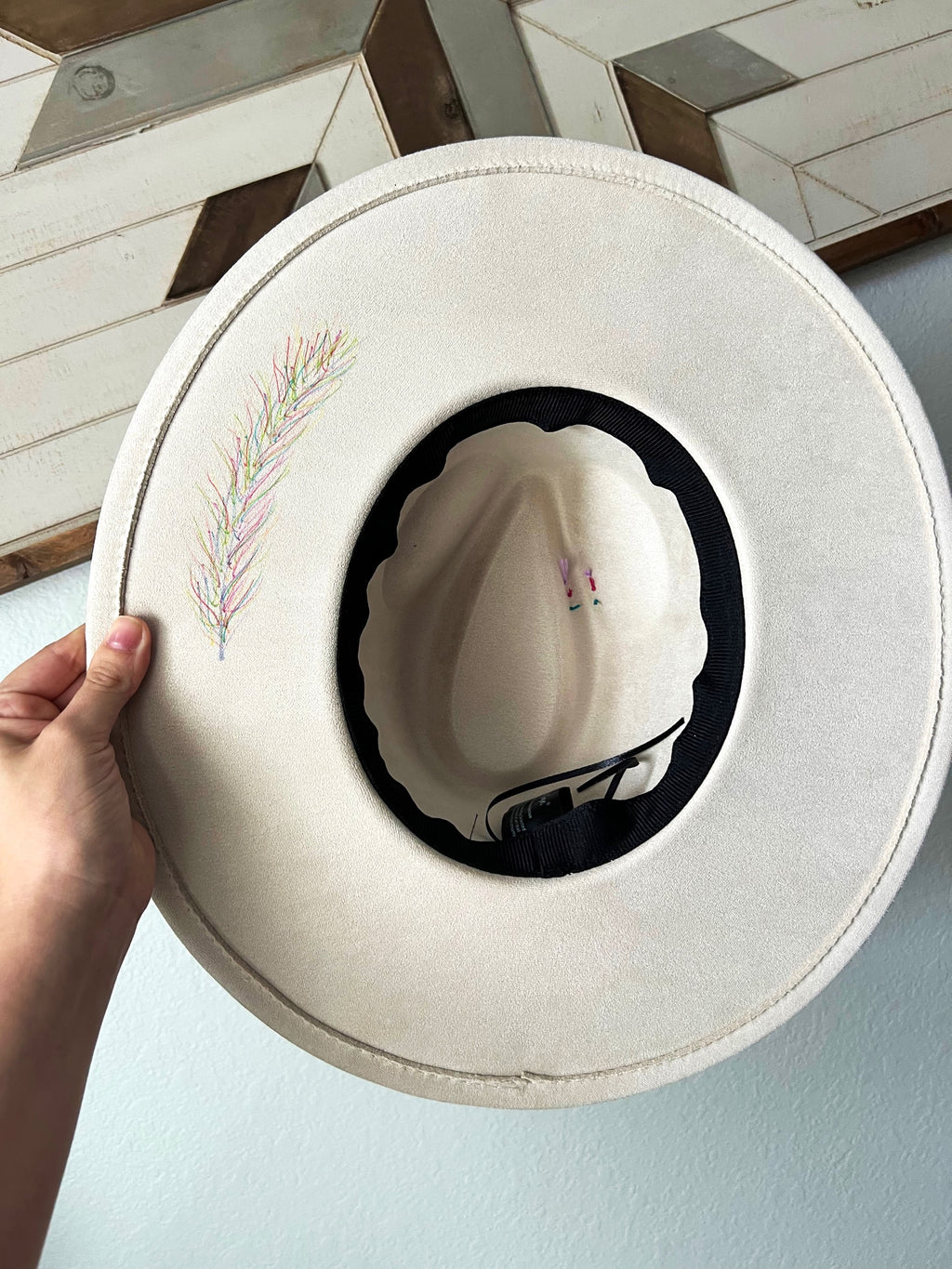 Rainbow Feather Rancher image 2